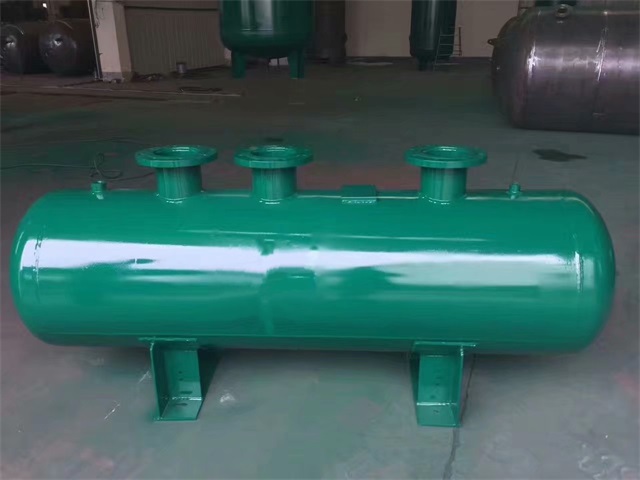 1679991473376569.jpeg 绥阳绥阳绥阳蒸汽分气缸1.jpeg